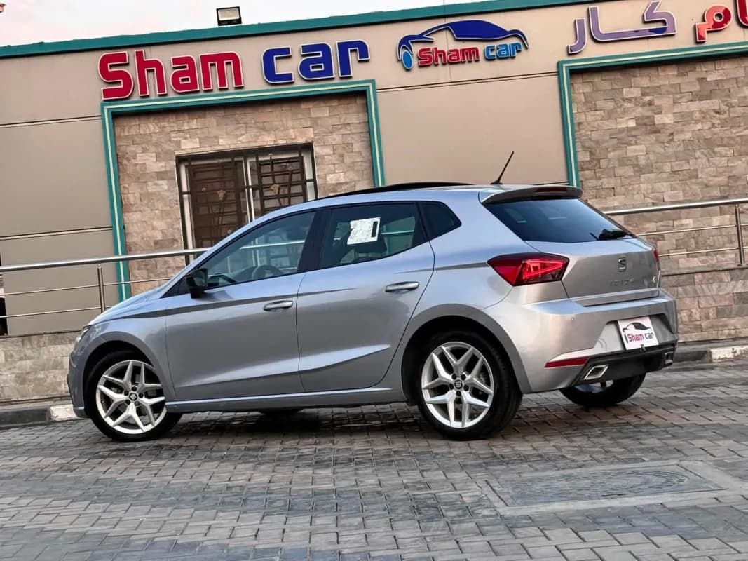 سيات ابيزا 2021 اف ار فضي أوتوماتيك — مستعملة