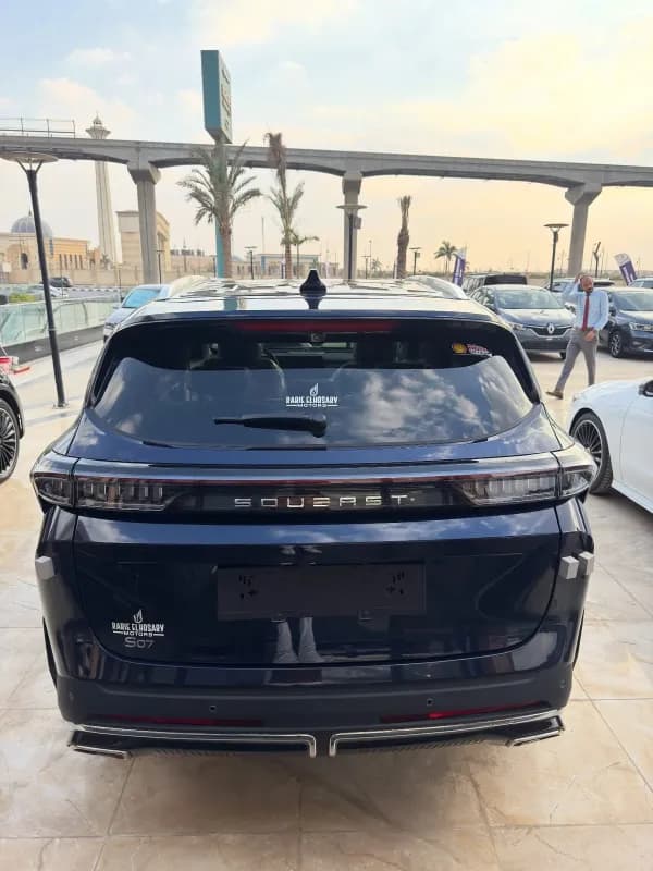 سويست S07 2027 بريميوم أسود قابض مزدوج — جديدة