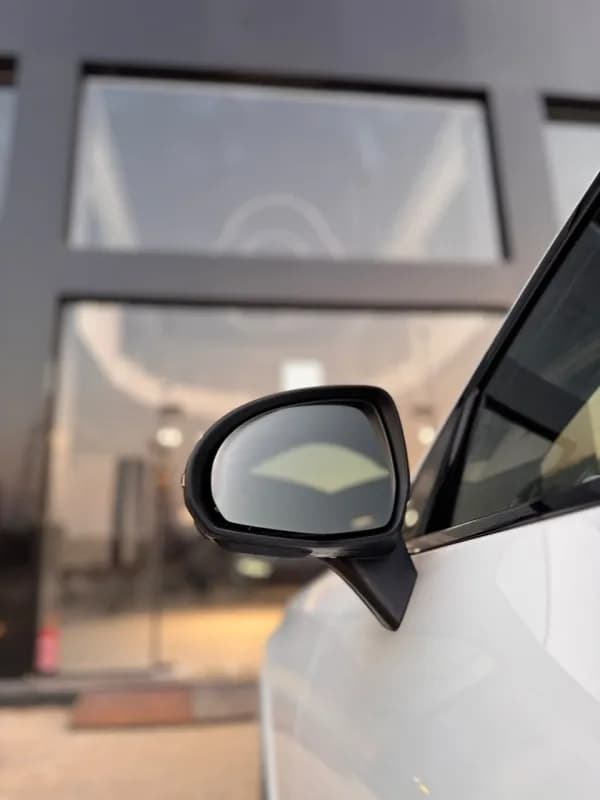 مرسيدس بنز GLC 300 2026 اي ام جي كوبيه أبيض أوتوماتيك — جديدة