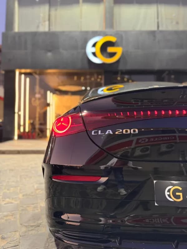 مرسيدس بنز CLA 200 2027 ايه ام جي أسود أوتوماتيك — جديدة