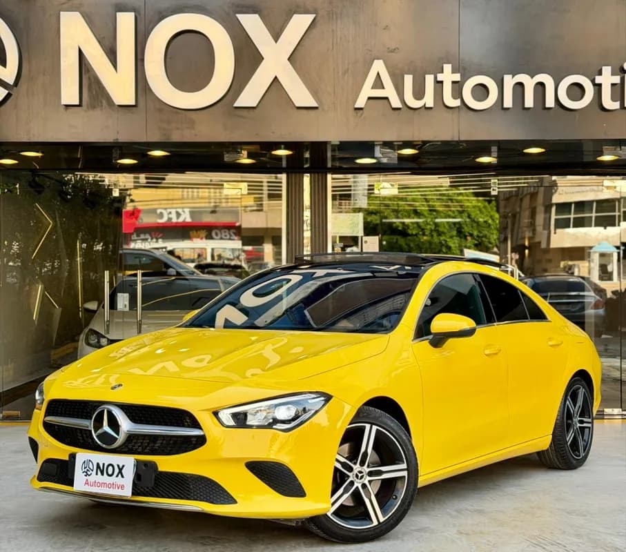 مرسيدس بنز CLA 200 2020 ايه ام جي أصفر أوتوماتيك — مستعملة