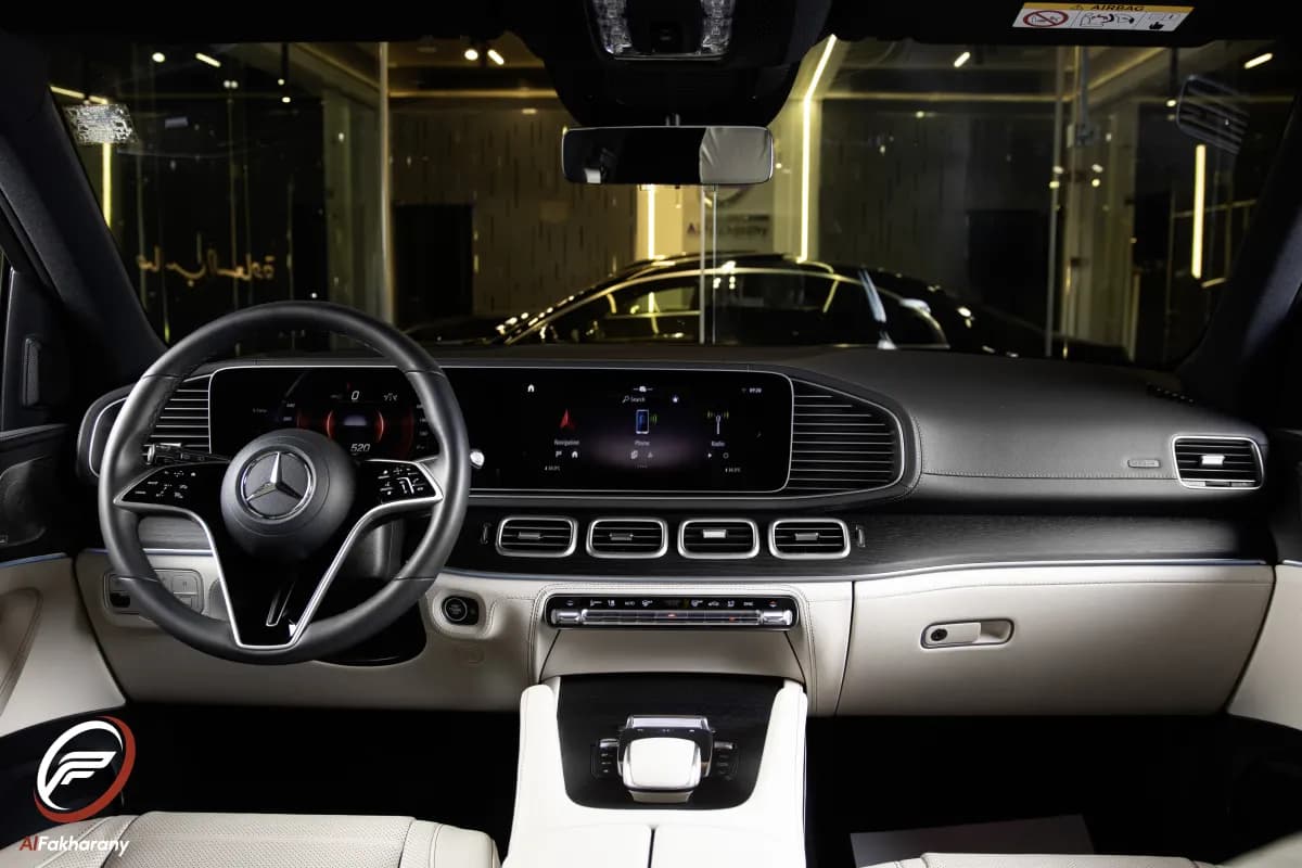 مرسيدس بنز GLE450 2025 ايه ام جي أسود أوتوماتيك — مستعملة