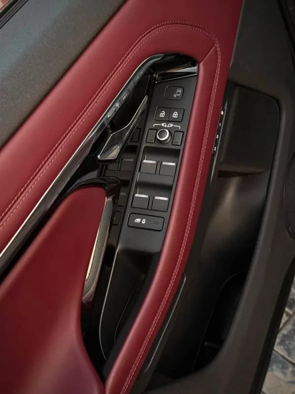Range Rover Evoque 2022 R-Dynamic Red Automatic — Used