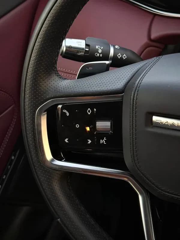 Range Rover Evoque 2022 R-Dynamic Red Automatic — Used