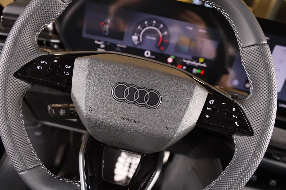 Audi A6 2026 S-line Black Automatic — Used