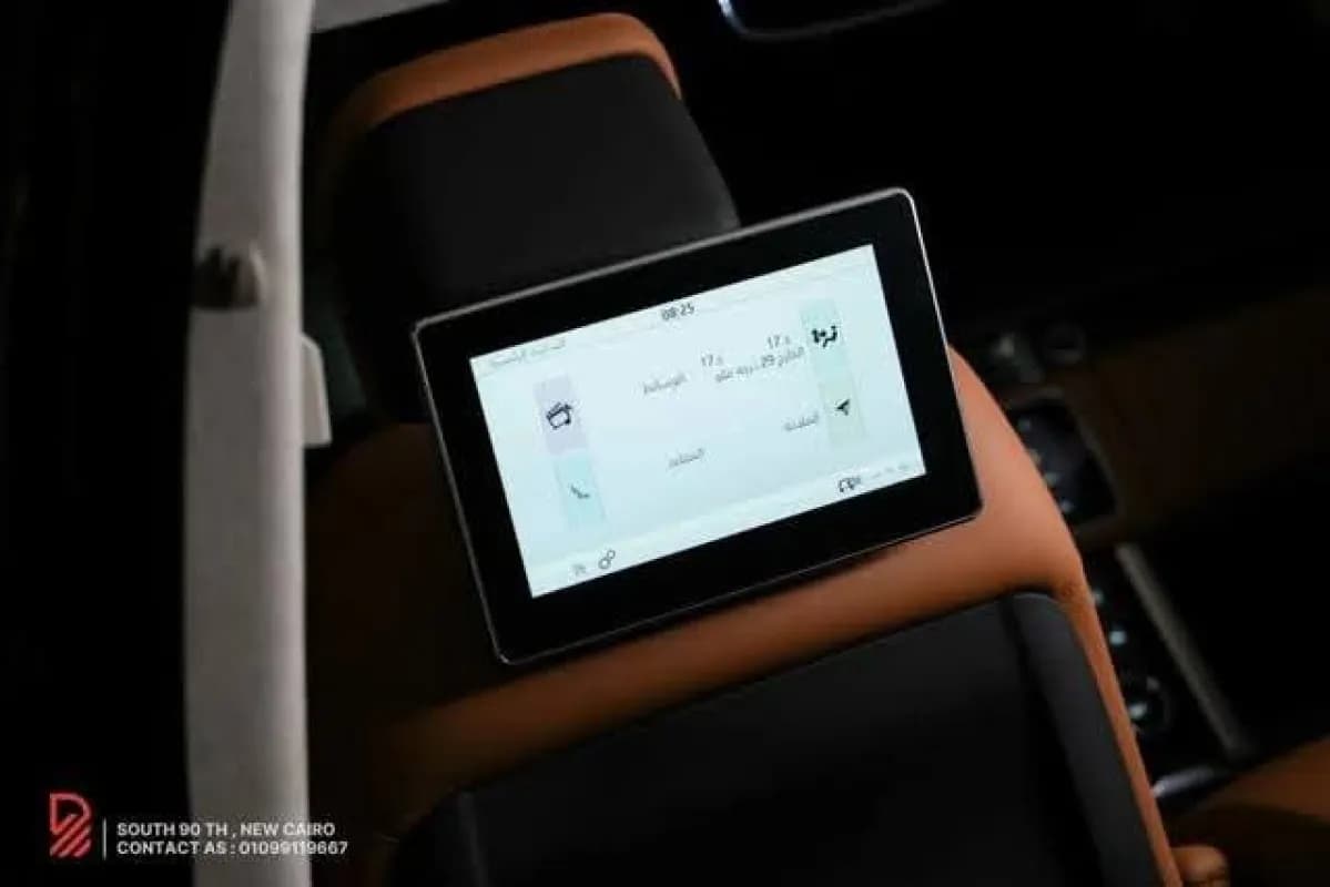 Range Rover VOGUE 2019 p400 Black Automatic — Used