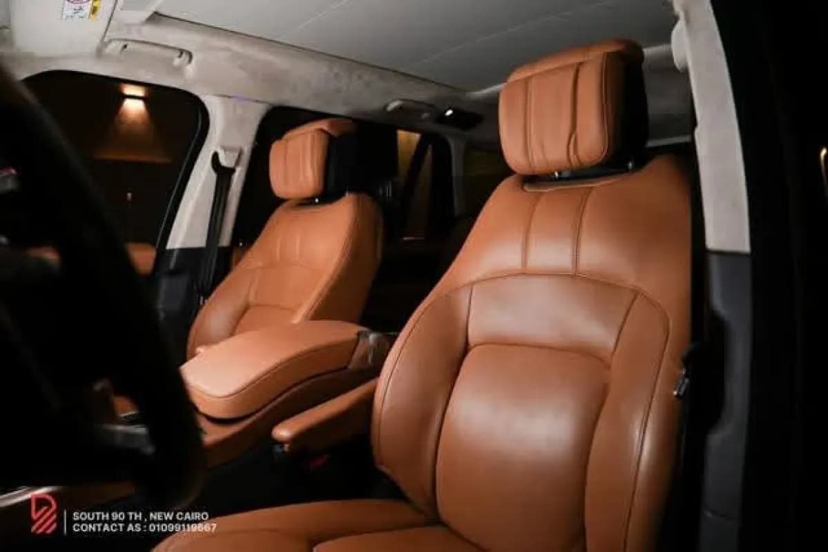 Range Rover VOGUE 2019 p400 Black Automatic — Used
