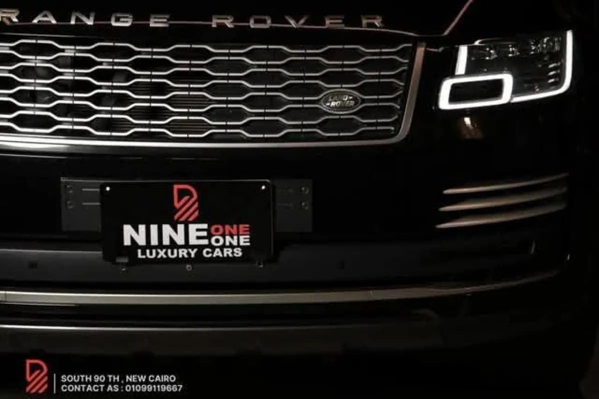 Range Rover VOGUE 2019 p400 Black Automatic — Used