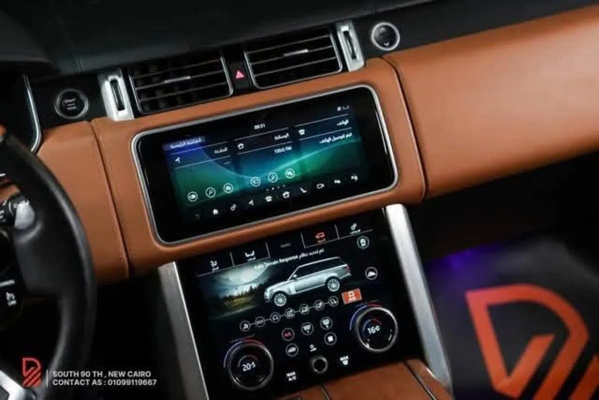 Range Rover VOGUE 2019 p400 Black Automatic — Used