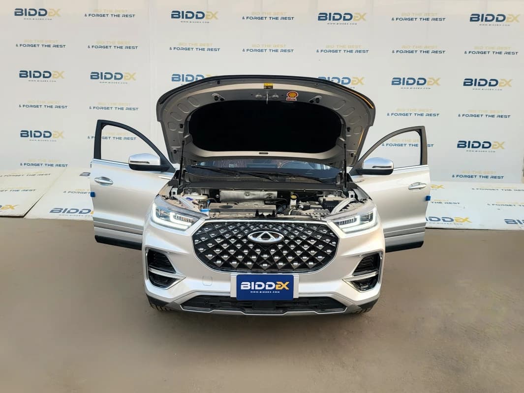 Chery Tiggo 8 2024 لاكشري فضي أوتوماتيك — جديدة