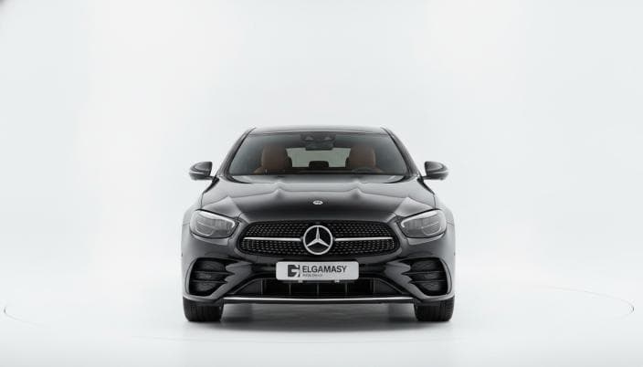 مرسيدس بنز E200 2023 ايه ام جي أسود أوتوماتيك — جديدة - 1