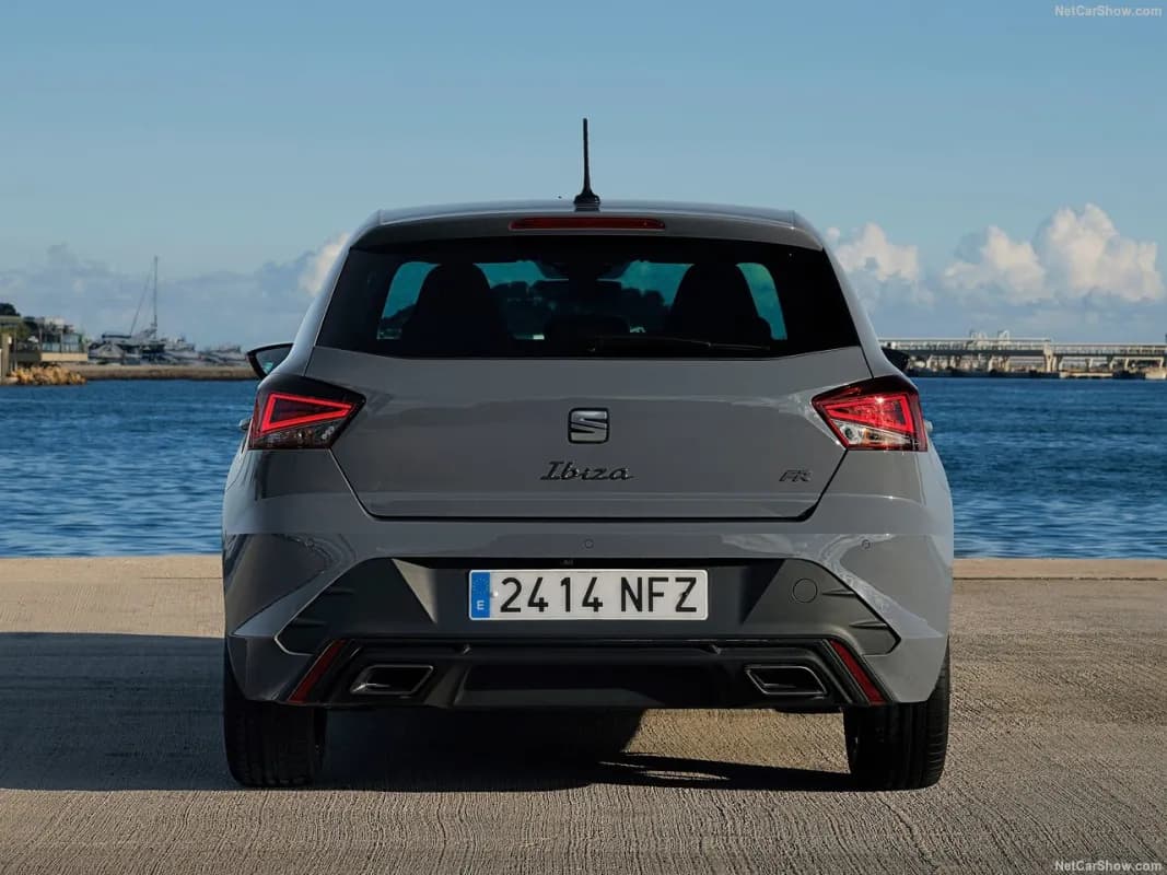 Seat Ibiza 2027 FR Nardo Gray Automatic — New