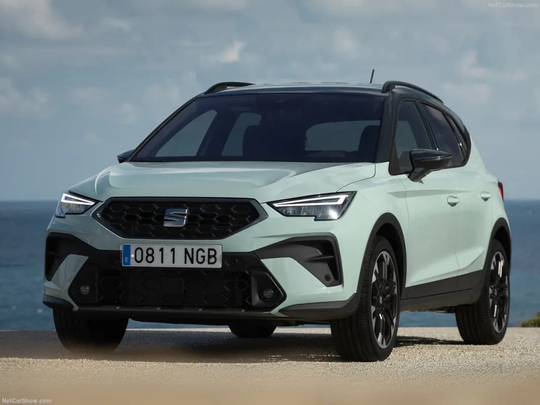 Seat Arona 2027 Style Plus Mint Green Automatic — New