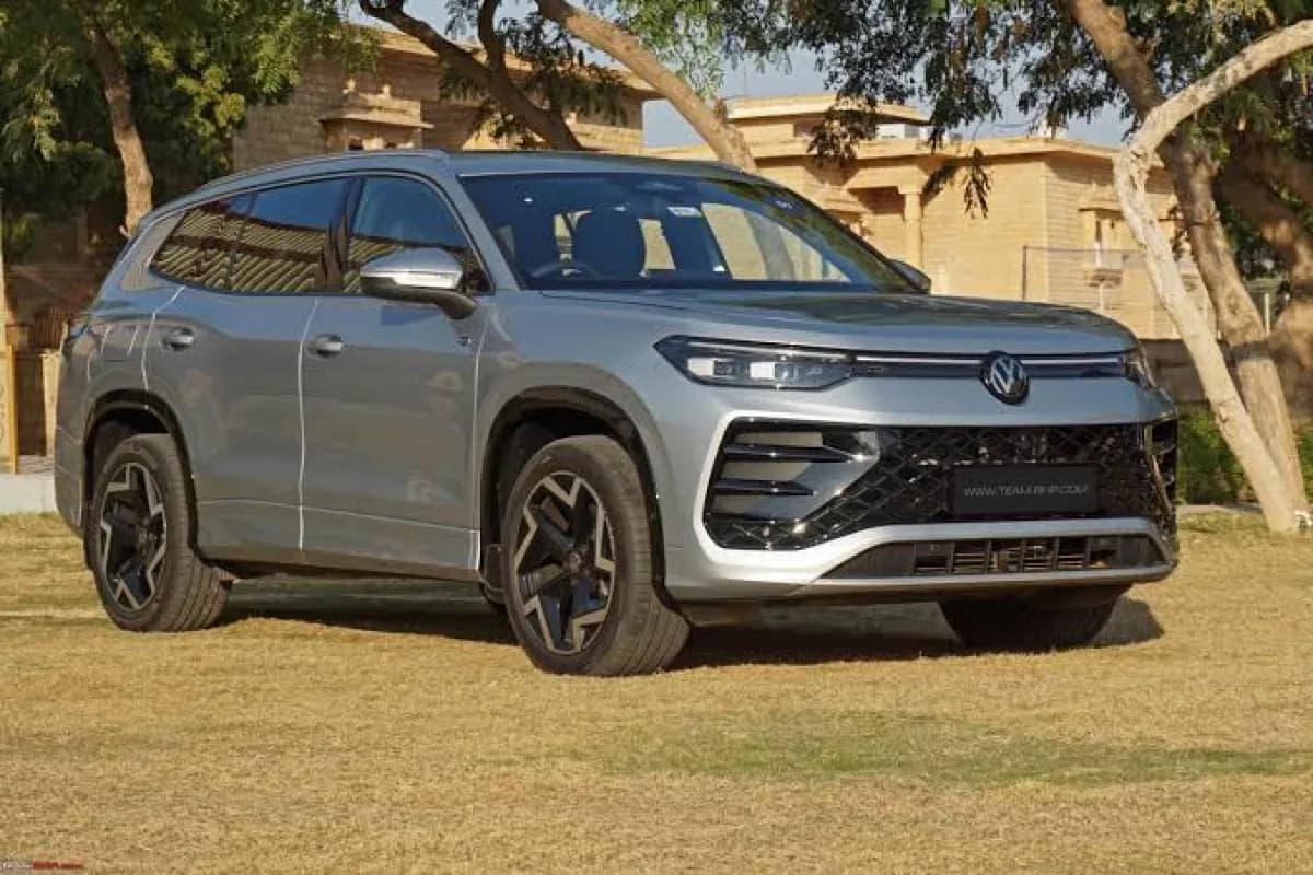 فولكس فاجن Tayron 2026 ار لاين فضي أوتوماتيك — جديدة