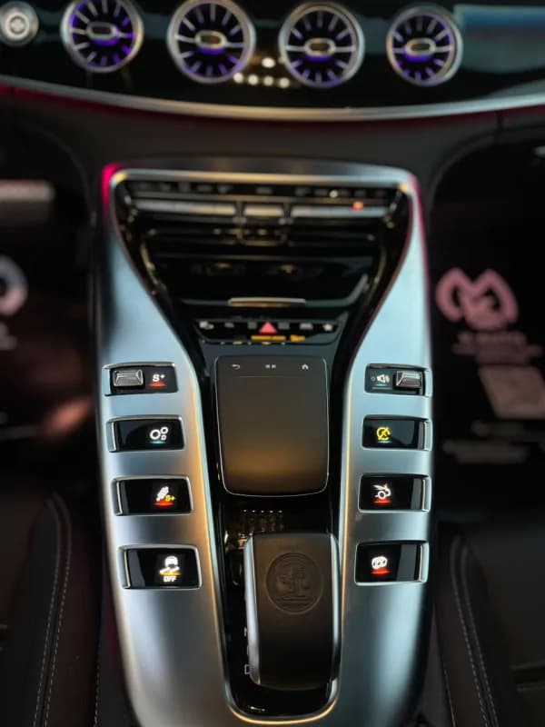 مرسيدس بنز GT43 2022 ايه ام جي أسود أوتوماتيك — مستعملة