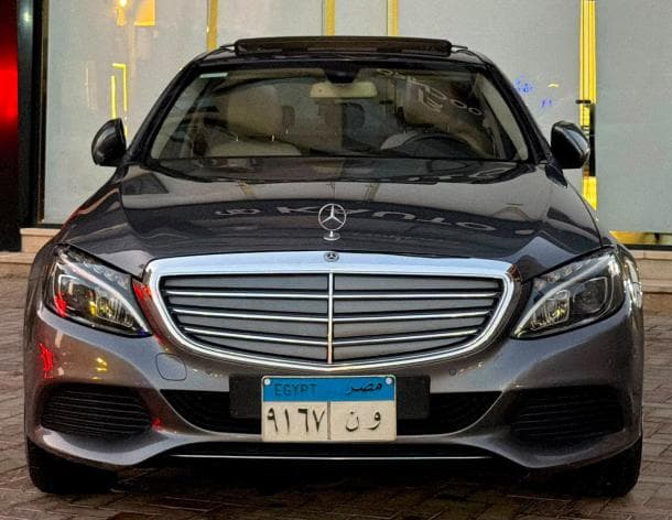 مرسيدس بنز C180 2018