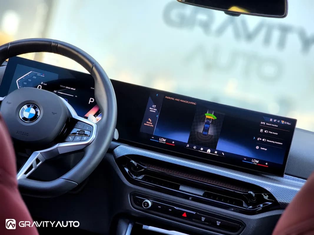 بي ام دبليو 320i 2026 ام سبورت أسود أوتوماتيك — مستعملة