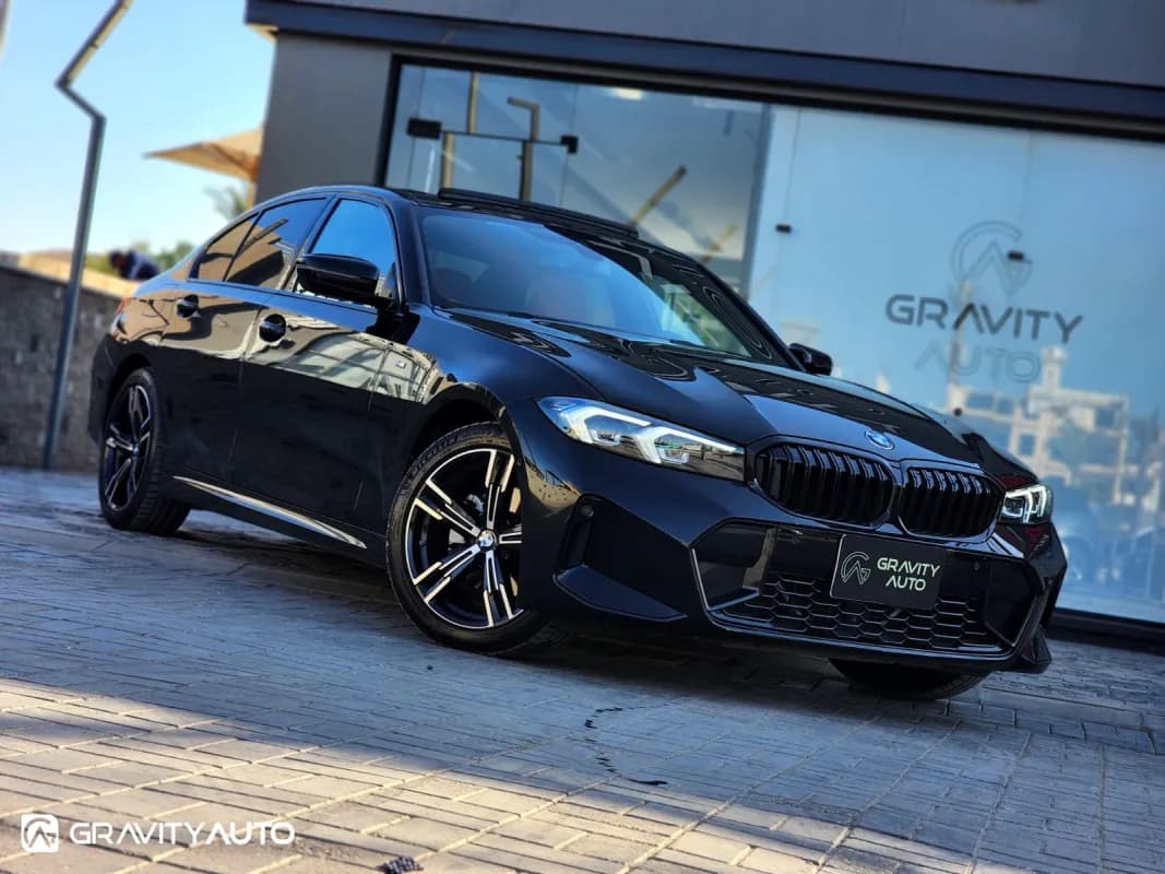 بي ام دبليو 320i 2026 ام سبورت أسود أوتوماتيك — مستعملة