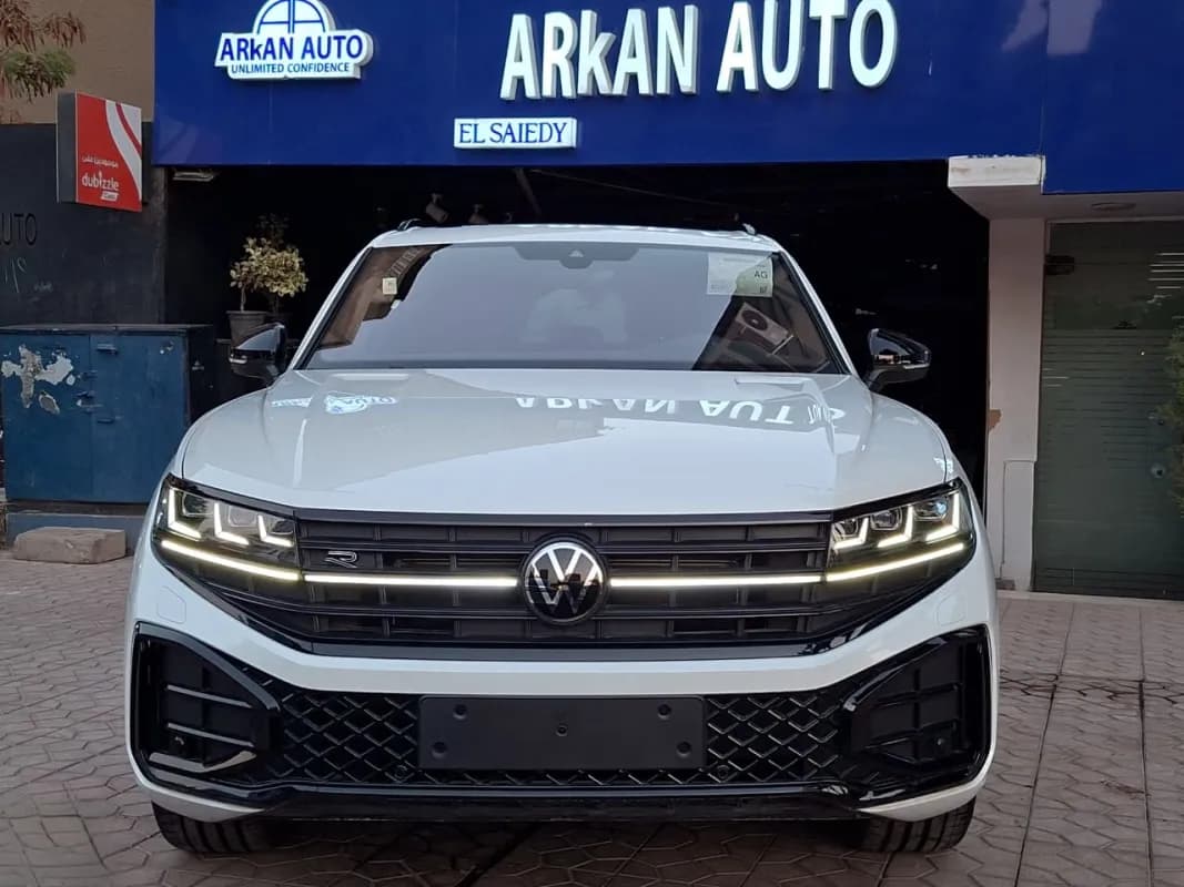Volkswagen Touareg 2026 R line White Automatic — New