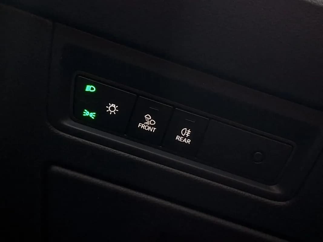 Volkswagen Touareg 2026 R line White Automatic — New