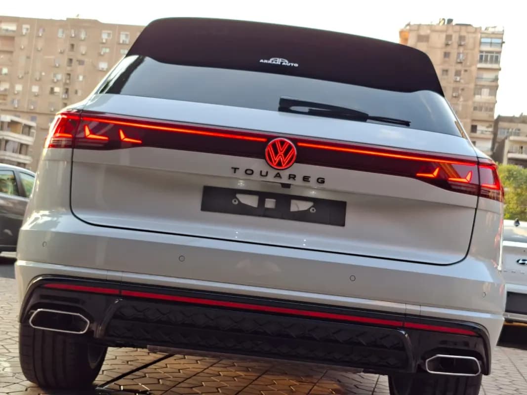 Volkswagen Touareg 2026 R line White Automatic — New
