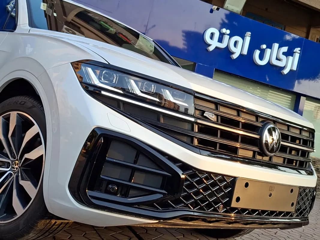Volkswagen Touareg 2026 R line White Automatic — New