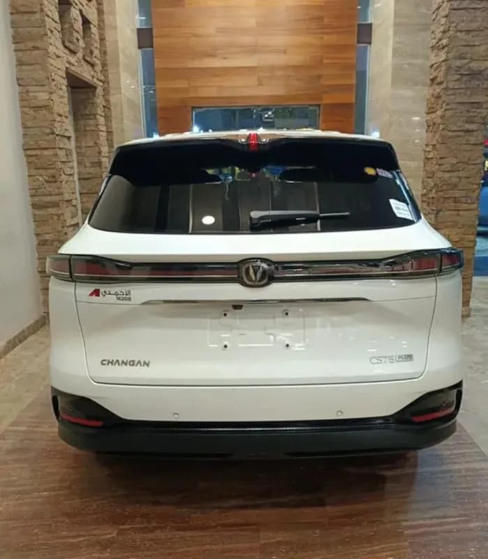 تشانغان سي اس ٧٥ بلاس 2026 بريميوم أبيض أوتوماتيك — جديدة