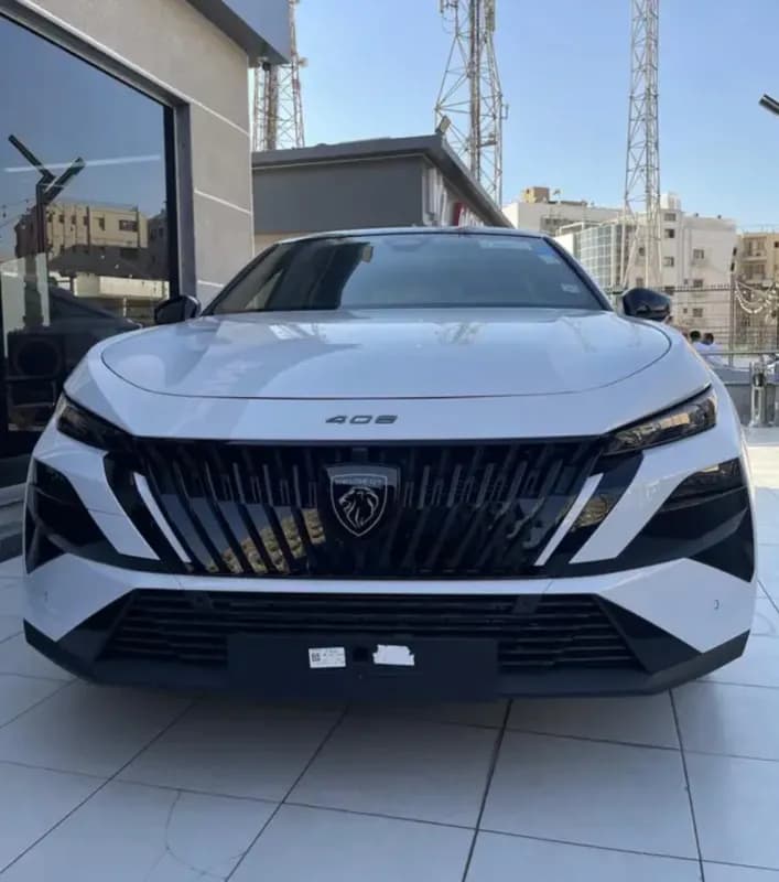 بيجو 408 2027 جي تي لاين أبيض أوتوماتيك — جديدة