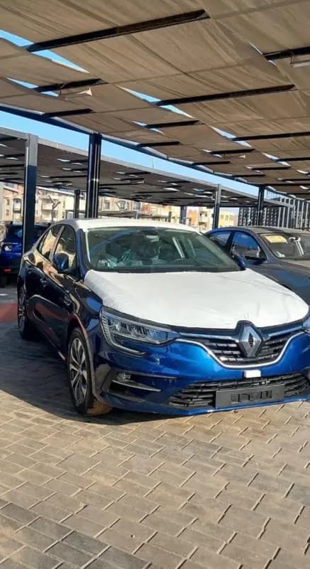 رينو ميجان 2027 تيربو سيجنتشر أزرق أوتوماتيك — جديدة