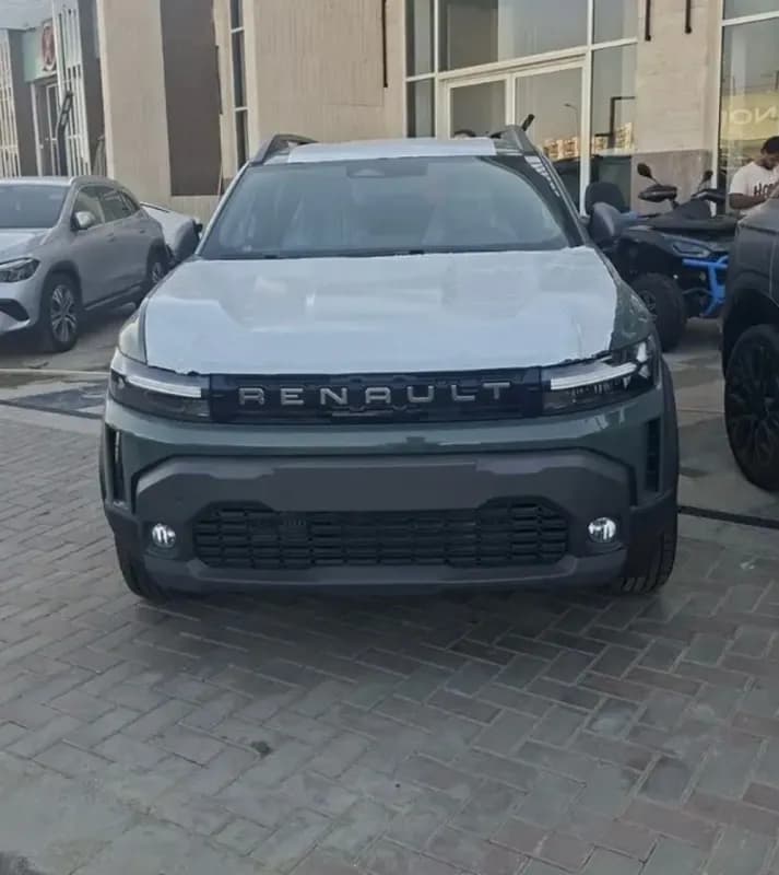 رينو داستر 2027 اتش3 أخضر ناقل حركة مزدوج القابض — جديدة