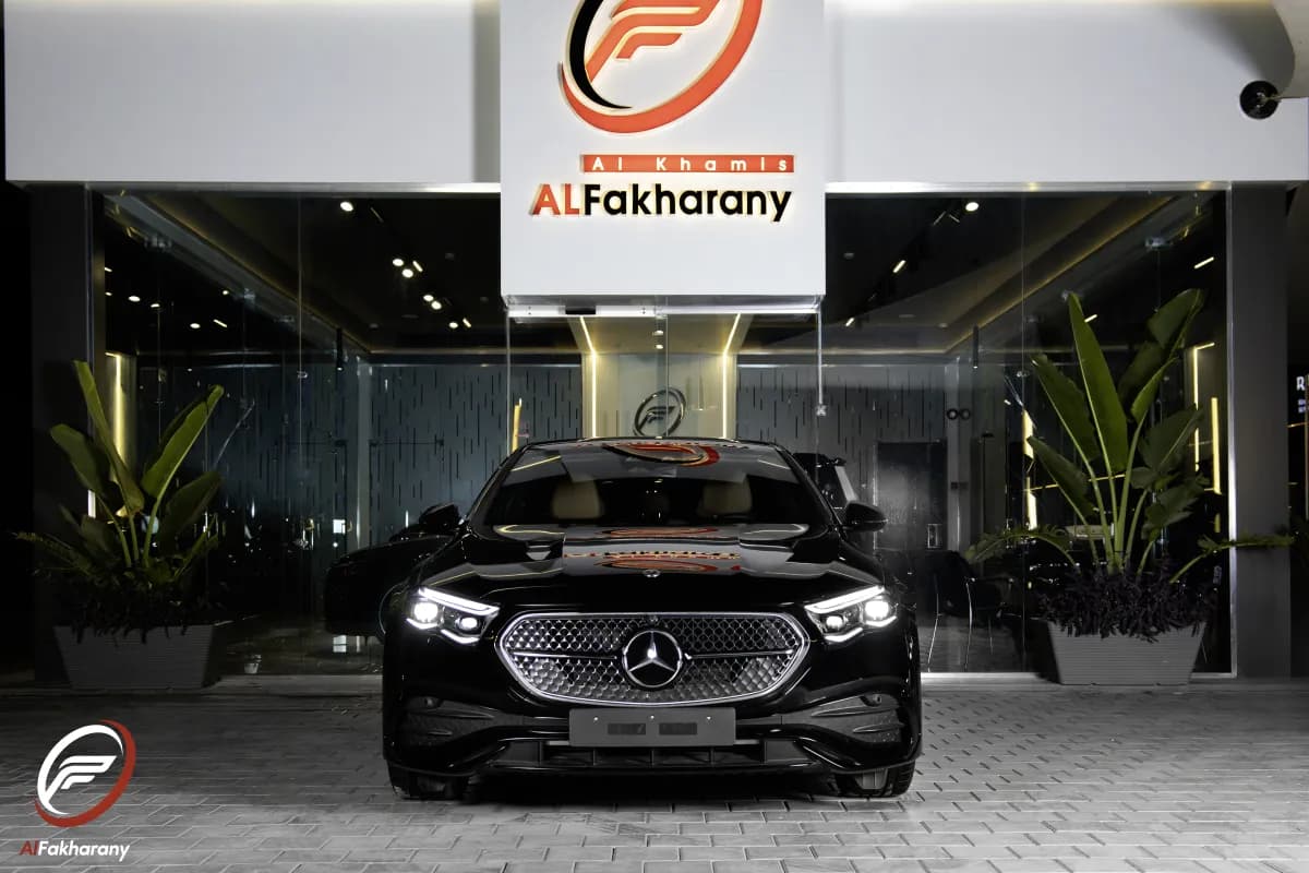 مرسيدس بنز E200 2026 ايه ام جي أسود أوتوماتيك — جديدة