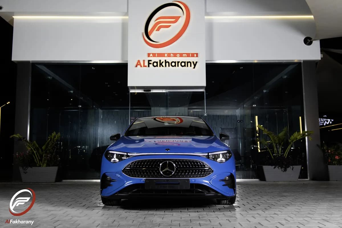 مرسيدس بنز CLA 200 2026 ايه ام جي أزرق ناقل حركة مزدوج القابض — جديدة