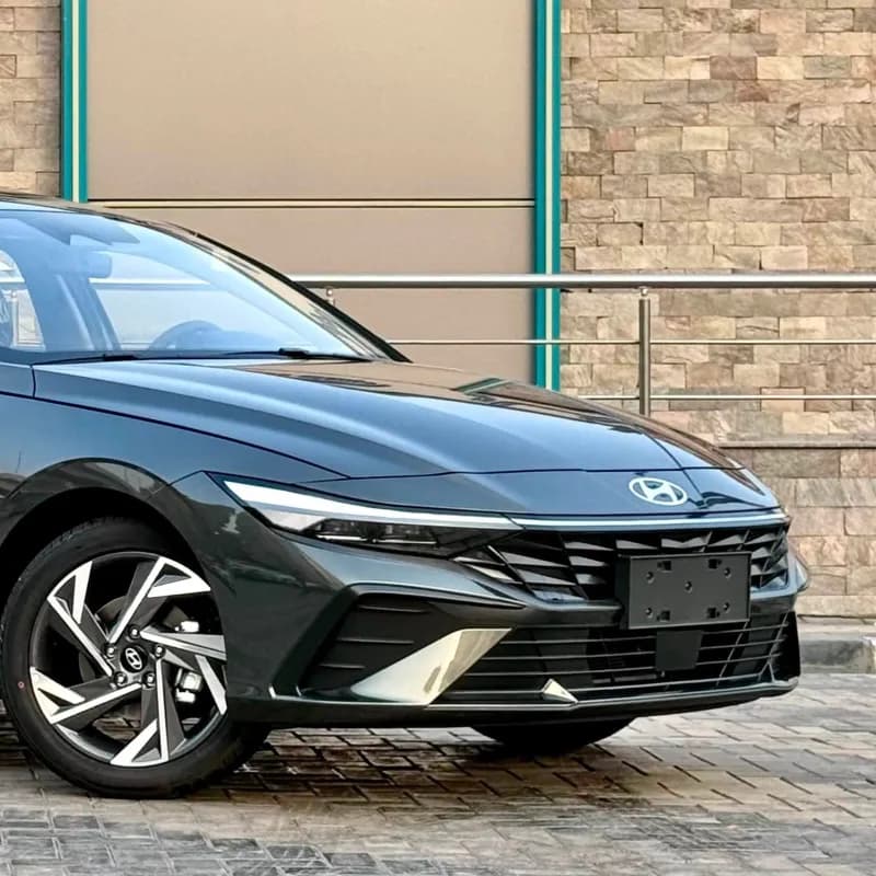 هيونداي إلنترا سي ان 7 2026 بلاك ديموند رمادي أوتوماتيك — جديدة