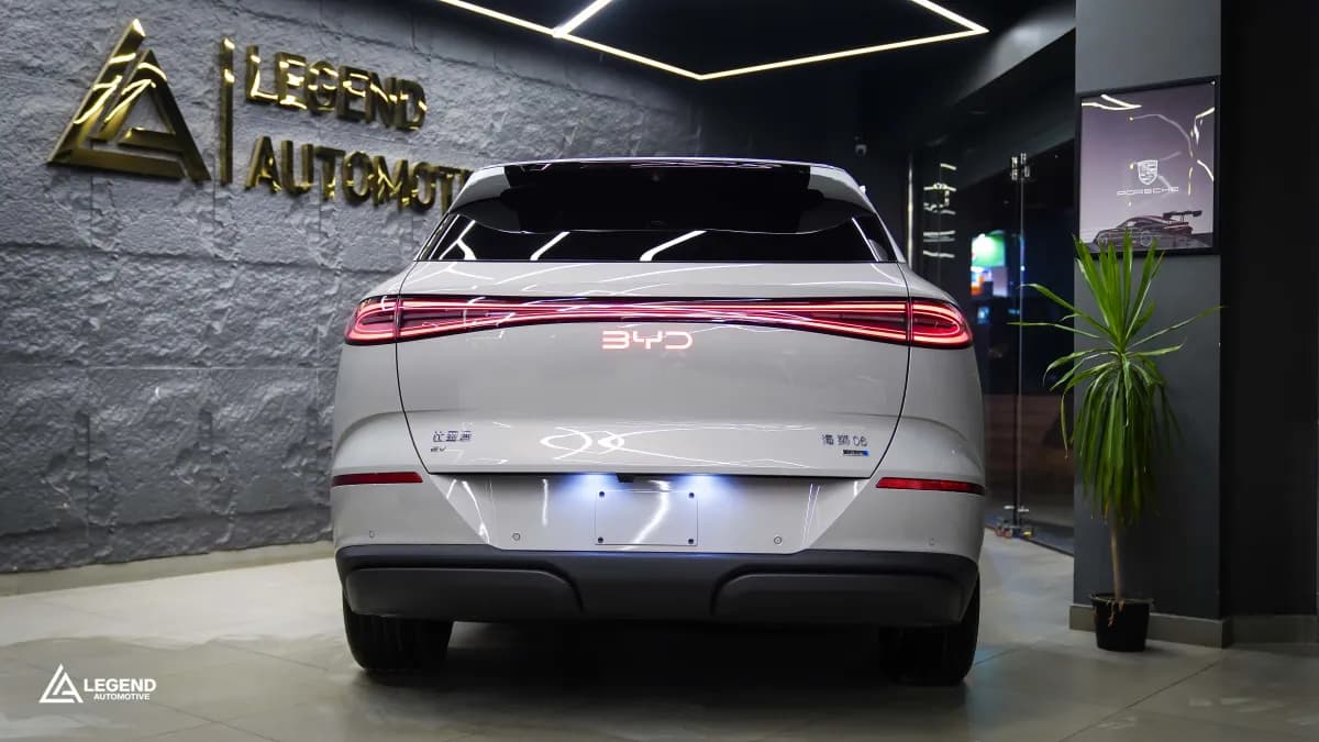 بي واي دي سيليون 06 2026 بيلوت بلاس ايدشن أبيض فتيس متغير السرعات باستمرار — جديدة