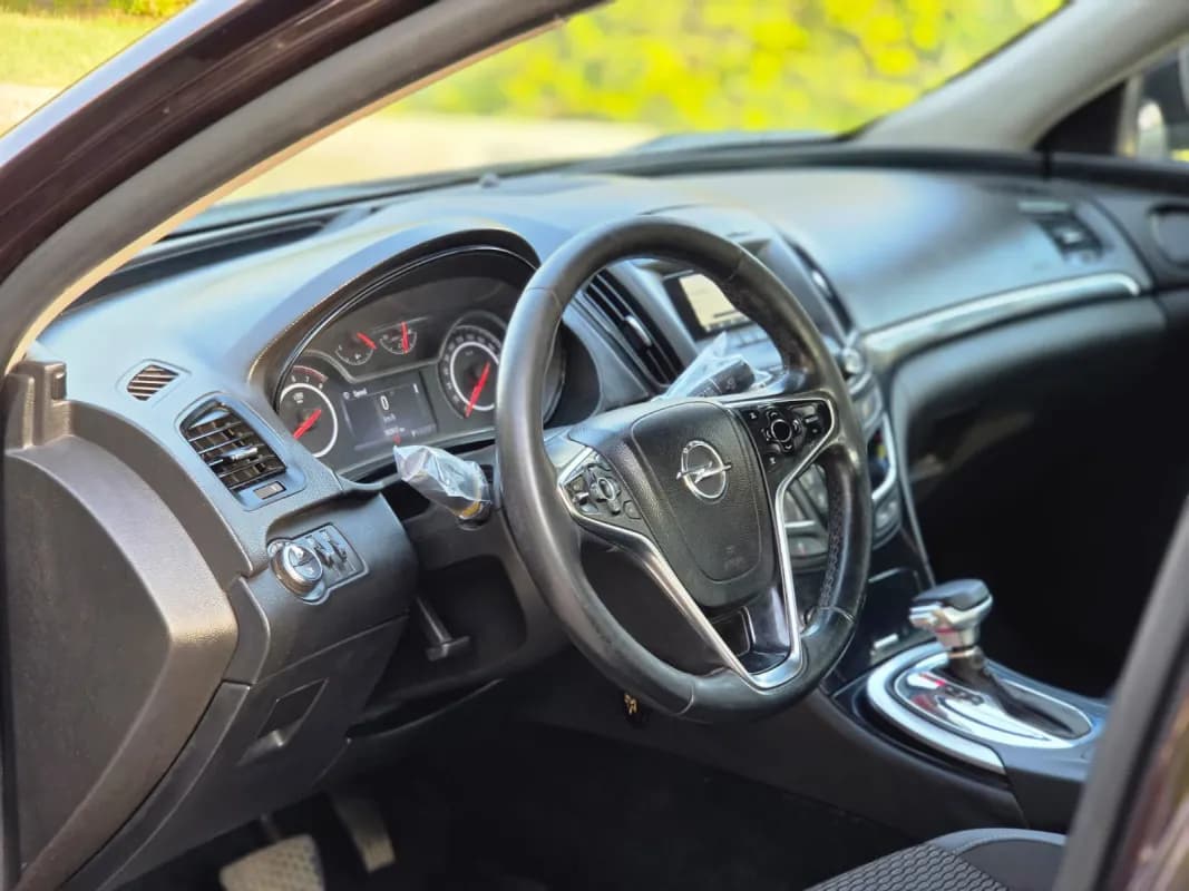 Opel Insignia 2017 Highline Brown Automatic — Used