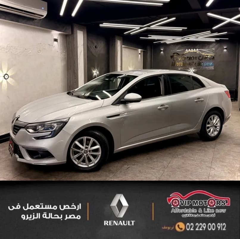 رينو ميجان 2018 سيجنتشراس ار أسود أوتوماتيك — مستعملة