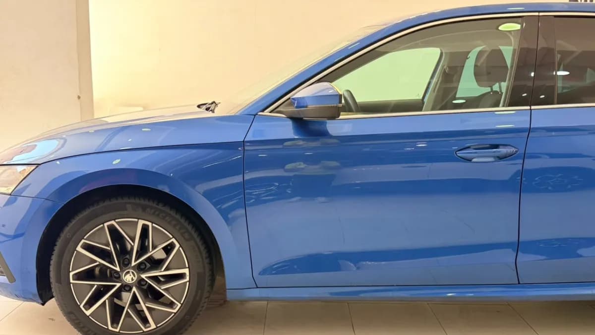 سكودا اوكتافيا A8 2021 ستايل بلس أزرق أوتوماتيك — مستعملة