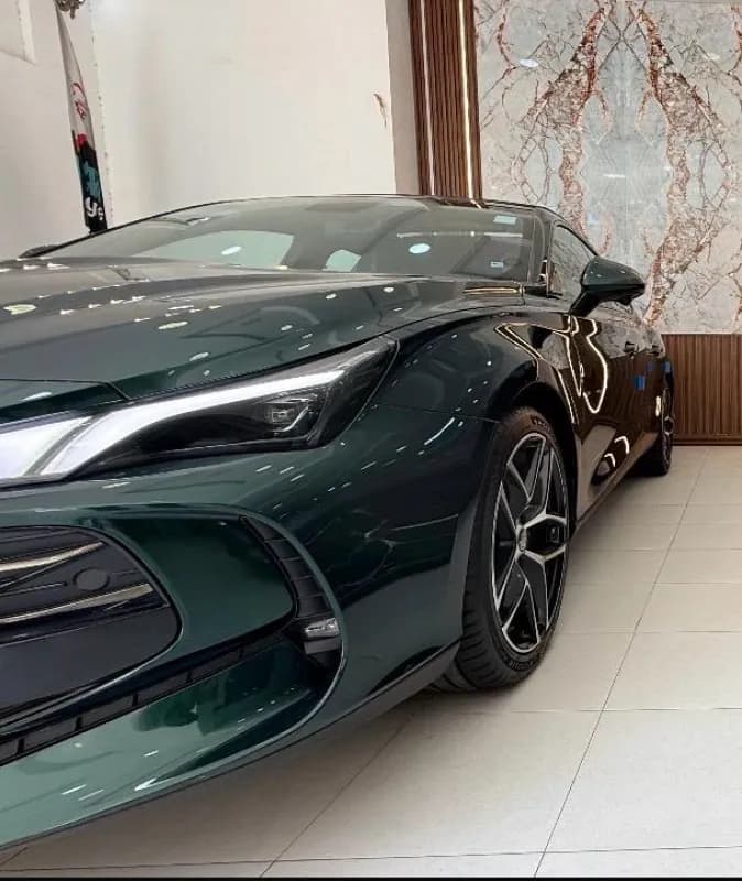 ام جي 7 2026 لاكشري أخضر ناقل حركة مزدوج القابض — جديدة