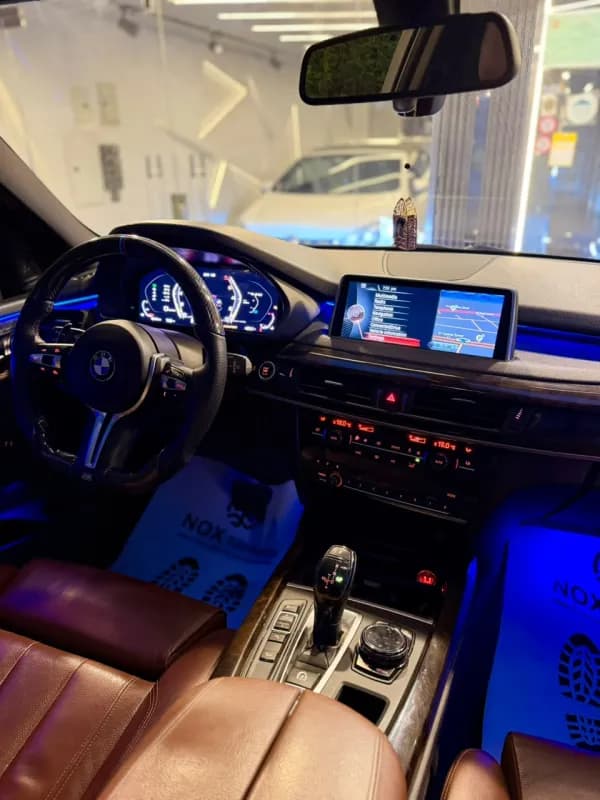 بي ام دبليو X5 2015 ام سبورت أسود أوتوماتيك — مستعملة
