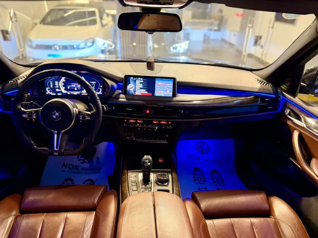 بي ام دبليو X5 2015 ام سبورت أسود أوتوماتيك — مستعملة