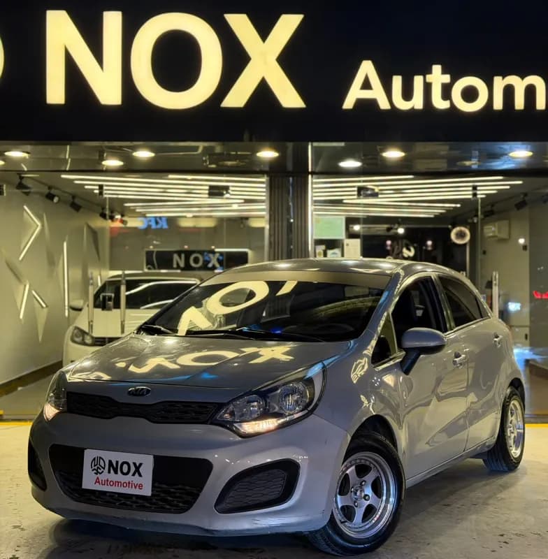Kia Rio 2014 Highline Silver Automatic — Used