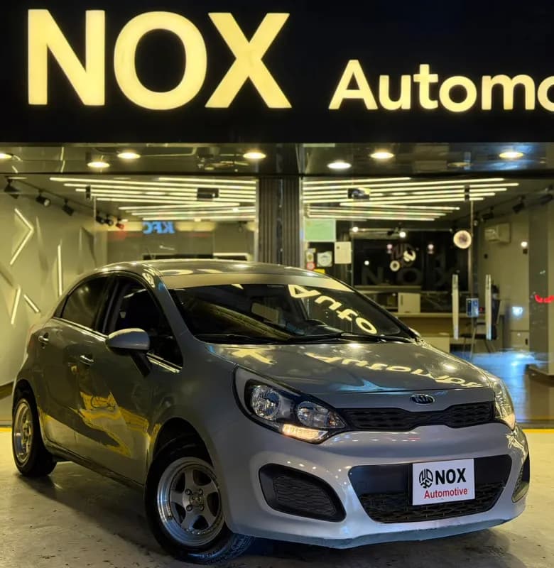 Kia Rio 2014 Highline Silver Automatic — Used