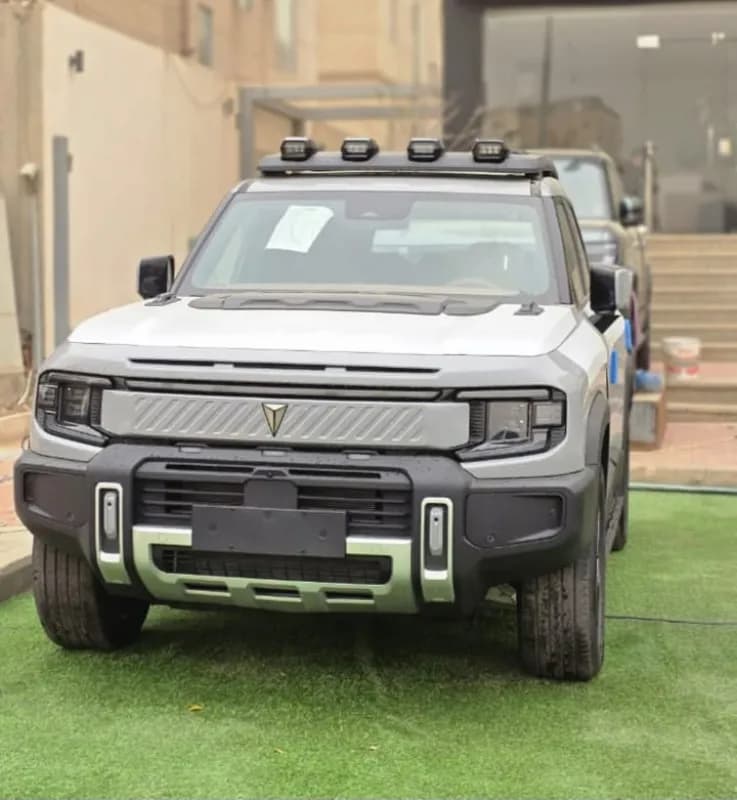 ديبال جي 318 2026 أدفنتشر رمادي أوتوماتيك — جديدة