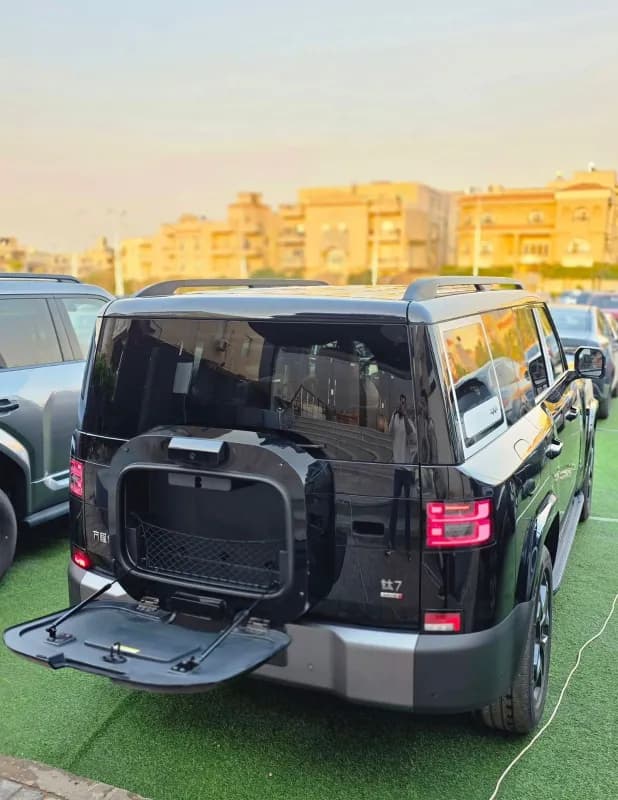 بي واي دي ليوبارد ٧ 2026 الترا أسود أوتوماتيك — جديدة
