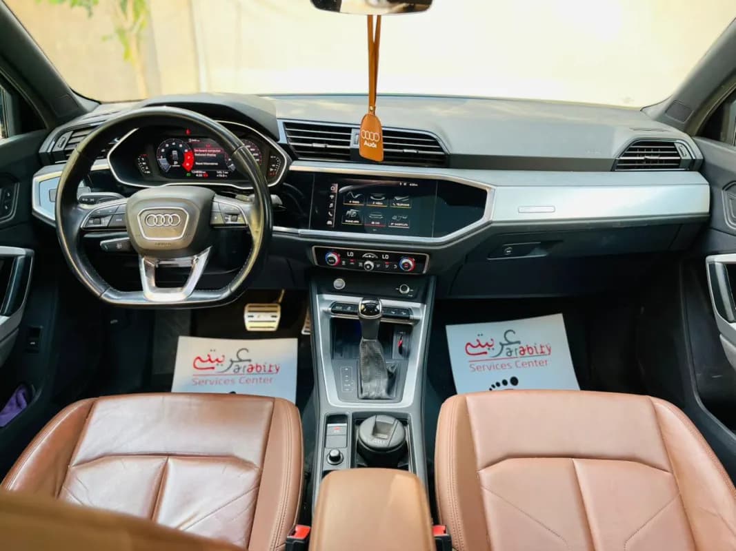 أودي كيو 3 2020 اس لاين أزرق أوتوماتيك — مستعملة