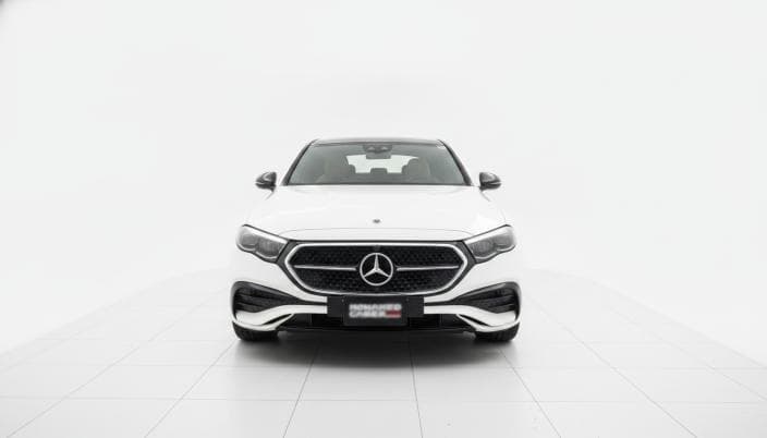 Mercedes-Benz E200 2024 AMG White Automatic — Used - 1