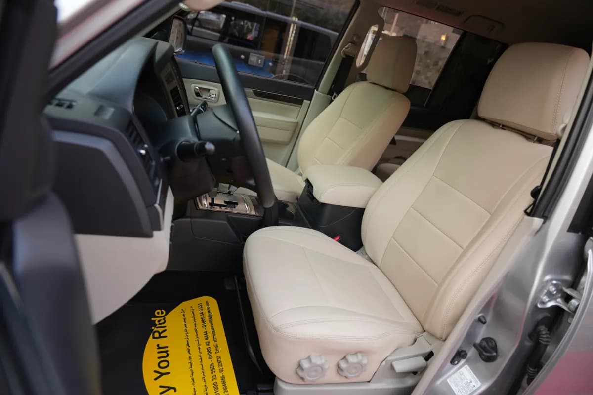 Mitsubishi Pajero 2022 Highline Cement Gray Automatic — Used