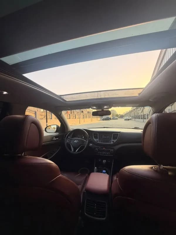 Hyundai Tucson 2019 Top line Black Automatic — Used
