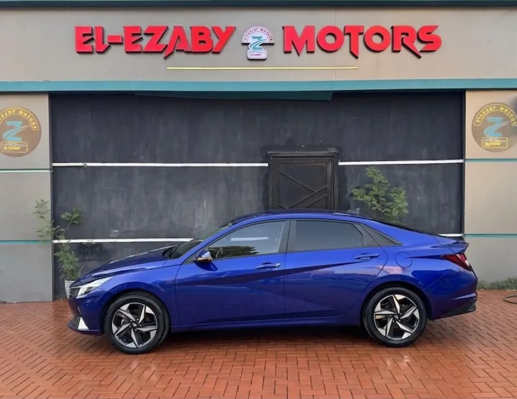 Hyundai Avante 2021 Top-line Premium Blue Automatic — Used
