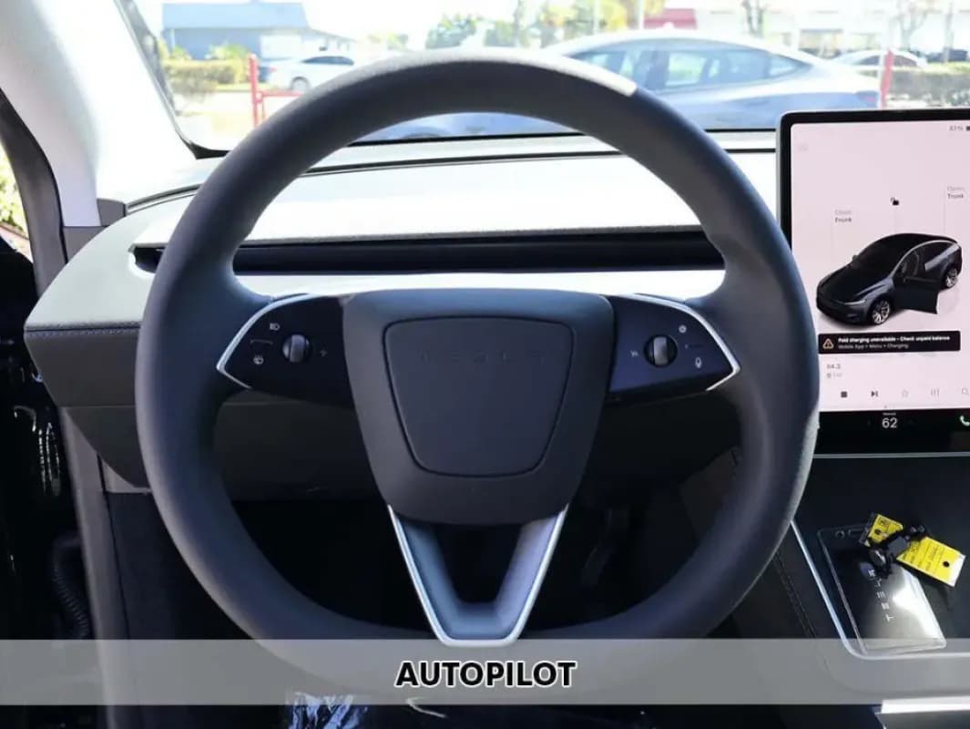 Tesla Model Y 2026 Premium Gray Automatic — New
